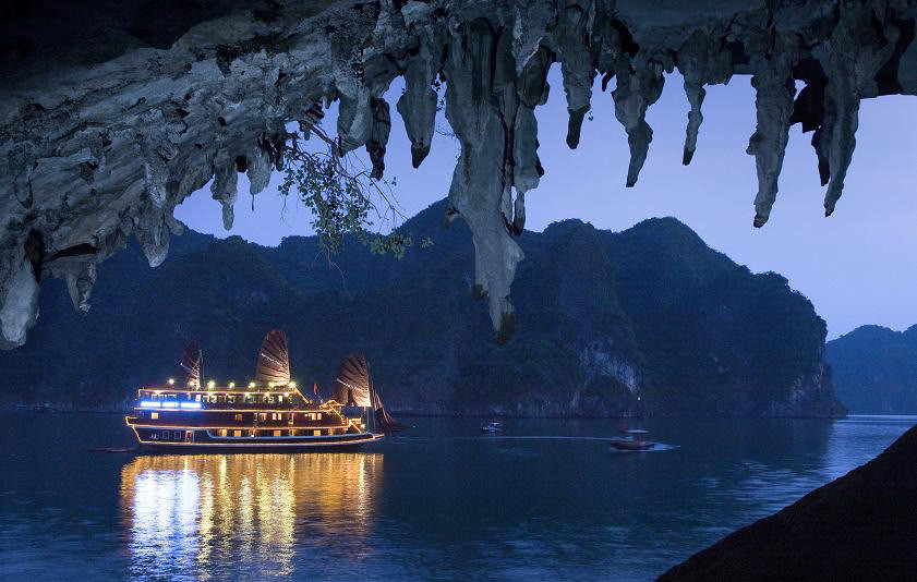 Halong au soir